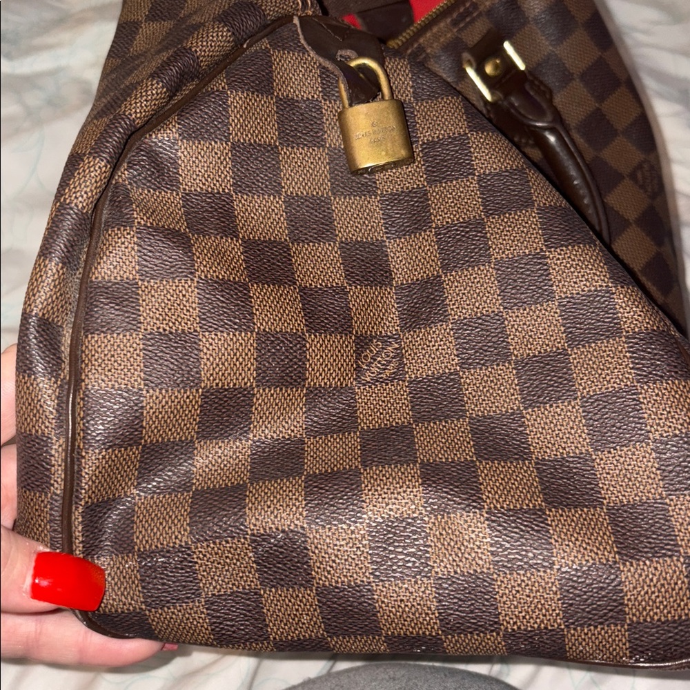 Louis Vuitton Speedy Bag - Picture 10 of 10